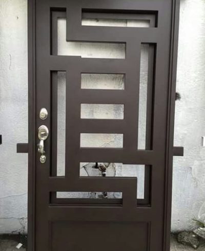 Fabrica y Mantenimiento Puertas Metálicas Fabrica y Mantenimiento Puertas Metálicas